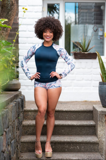 TWO-PIECE SWIMSUIT SWIMWEAR T-SHIRT